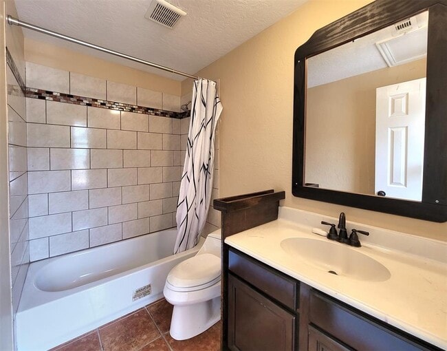 1604 Scroggins Ln in Waller, TX - Building Photo - Building Photo