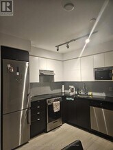 120-120 Varna Dr in Toronto, ON - Building Photo - Building Photo