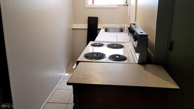 717 Forest Hill Rd-Unit -B in Macon, GA - Building Photo - Building Photo