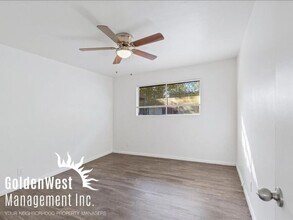1919 W Berridge Ln in Phoenix, AZ - Building Photo - Building Photo