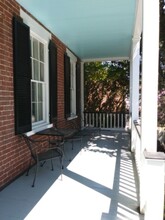 2407 E Grace St in Richmond, VA - Foto de edificio - Building Photo