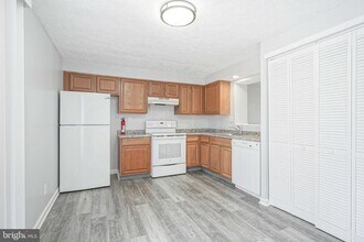 53 Victoria Manor Ct in Sicklerville, NJ - Building Photo - Building Photo