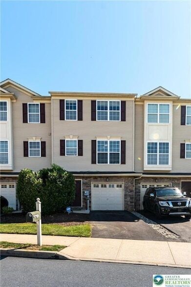 2512 Gila Dr in Easton, PA - Foto de edificio - Building Photo