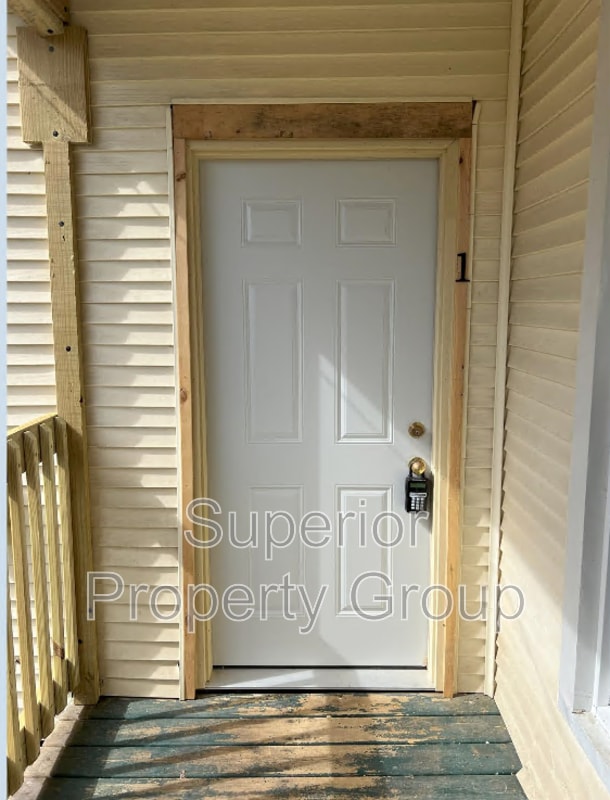 416 S Locust St in Janesville, WI - Building Photo - Building Photo