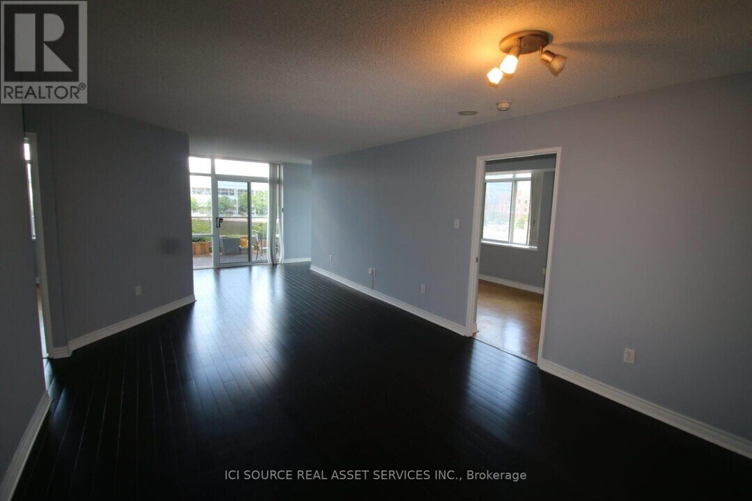 70 Mill St in Toronto, ON - Building Photo