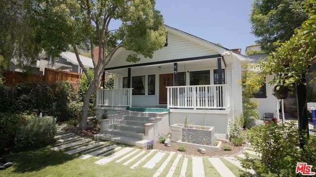 property at 441 N Avenue 52