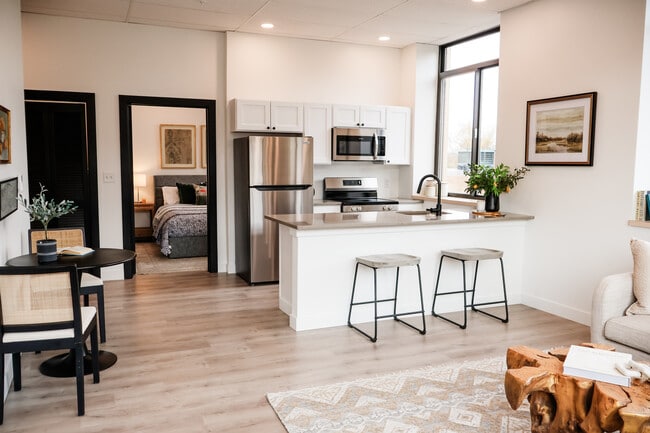 The Peabody Apartments in Troy, NY - Foto de edificio - Building Photo