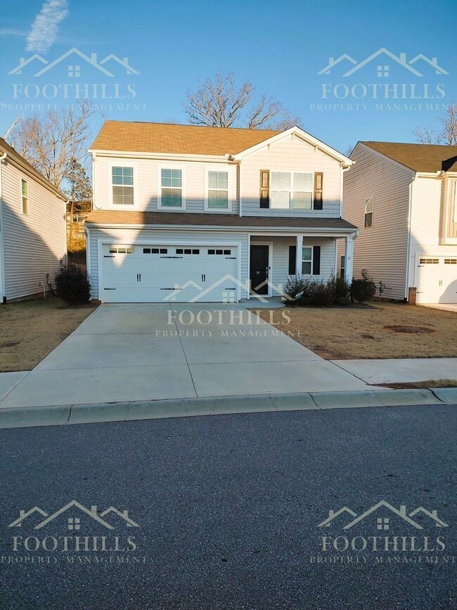 property at 18 Chalet Ct