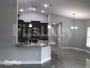 2903 13th St W in Lehigh Acres, FL - Building Photo - Building Photo