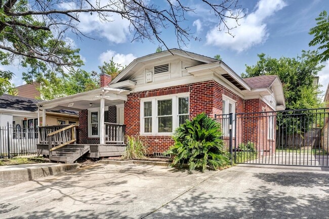 property at 1236 W Gray St
