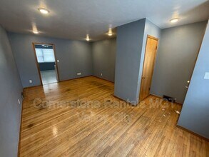 615 10th Ave SW in Valley City, ND - Building Photo - Building Photo