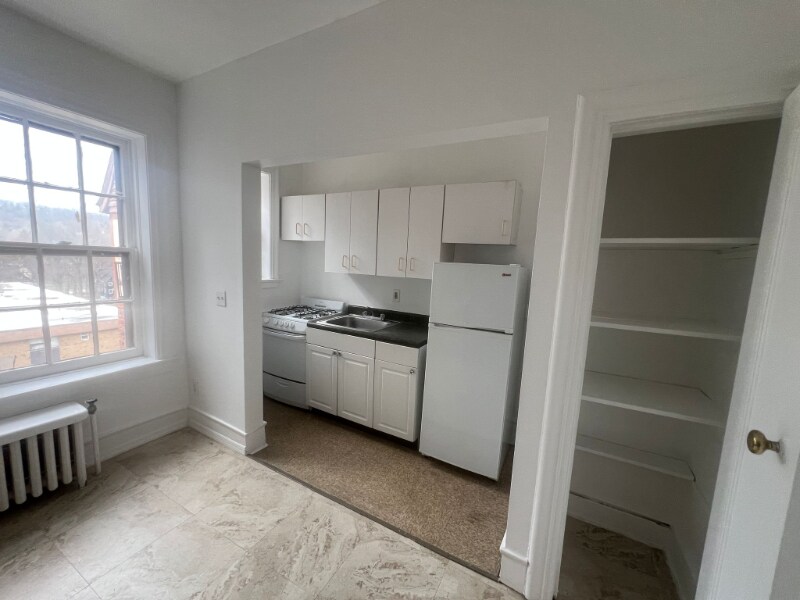50 Randolph Pl in South Orange, NJ - Building Photo