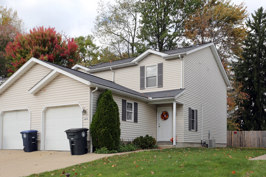 Condos on Gurley Apartments in Akron, OH