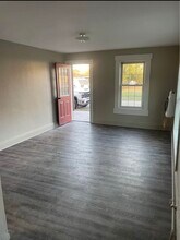 108 Miller St, Unit 2 in Paden City, WV - Building Photo - Building Photo