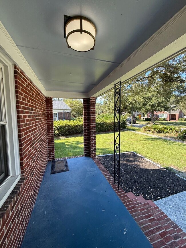 8 Nicholson St in Charleston, SC - Building Photo - Building Photo