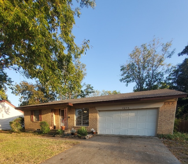 2234 Sussex Dr