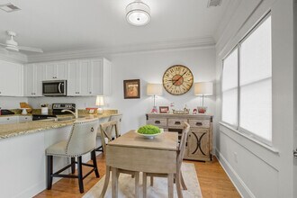 4 Dearing St in Athens, GA - Building Photo - Building Photo