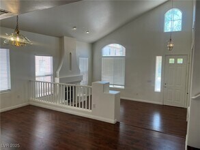 302 Waterton Lakes Ave in Las Vegas, NV - Building Photo - Building Photo