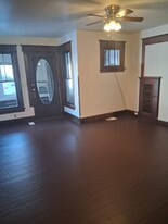 1915 11th Ave, Unit Apartment 2 in Altoona, PA - Building Photo