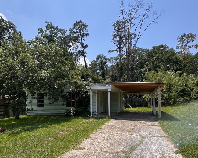 property at 1128 Westwood Dr