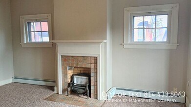 358 W 7th St-Unit -2 in Erie, PA - Building Photo - Building Photo