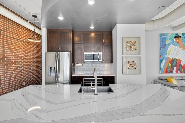 175 2nd St S in St. Petersburg, FL - Building Photo - Building Photo