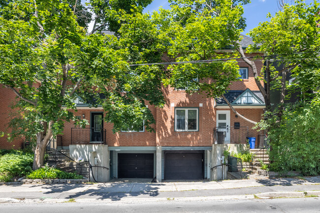 481 Sunnyside Av in Ottawa, ON - Building Photo - Building Photo