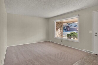 Updated 4-Bedroom Home in DTC – Vaulted Ce in Denver, CO - Building Photo - Building Photo