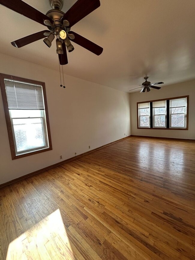 property at 1617 N Hudson Ave