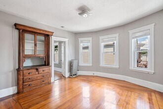 73 Neponset Ave in Boston, MA - Building Photo - Building Photo