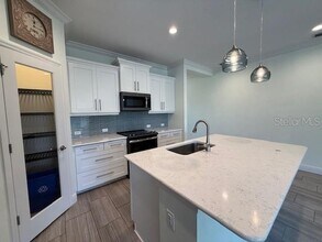 16966 Rosedown Glen in Parrish, FL - Building Photo - Building Photo