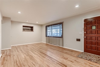 6470 Olive St in Commerce City, CO - Building Photo - Building Photo