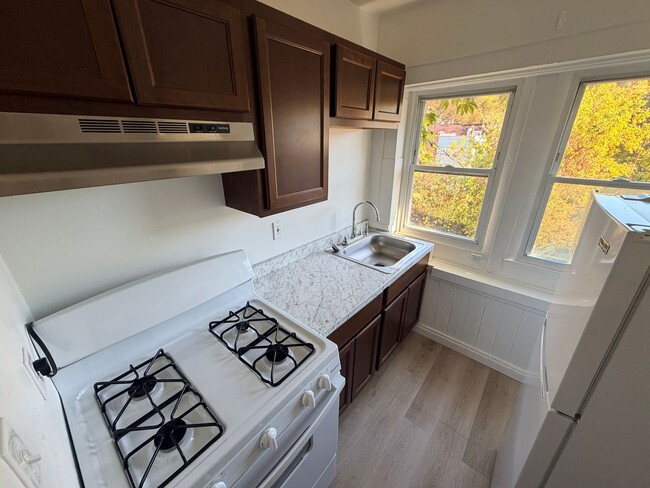 280 4th St in Troy, NY - Building Photo - Building Photo