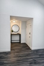 4300 NE Sunset Blvd in Renton, WA - Foto de edificio - Building Photo