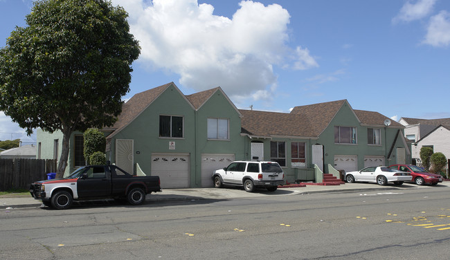 411-423 S 23rd St in Richmond, CA - Building Photo - Building Photo