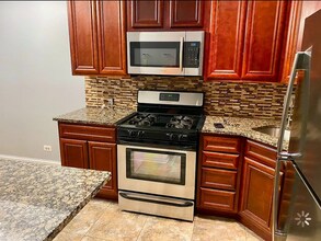 1309 Cranbrook Ct in Schaumburg, IL - Building Photo - Building Photo