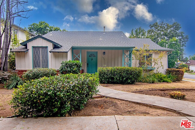 property at 3401 Corinth Ave