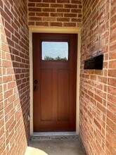 2143 Gilford St in Dallas, TX - Building Photo - Building Photo