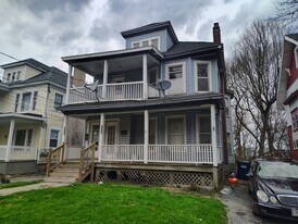 1110 Bellevue Ave in Syracuse, NY - Building Photo