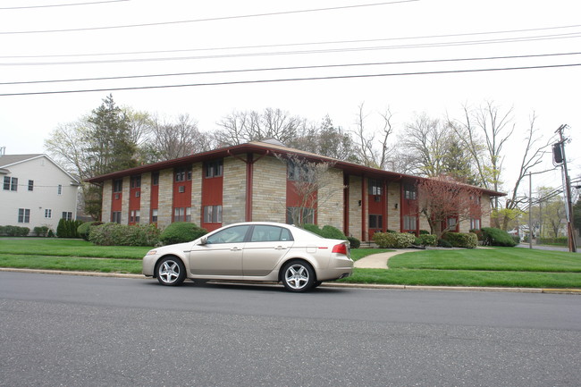 602 Rt 71 in Spring Lake, NJ - Building Photo - Building Photo