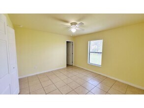 829 SW 32nd Terrace in Cape Coral, FL - Building Photo - Building Photo