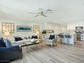 1279 10th Ave N in Naples, FL - Building Photo - Building Photo