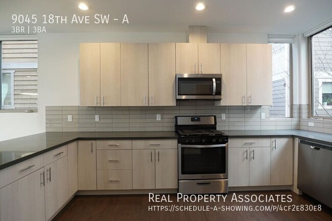 9045 18th Ave SW in Seattle, WA - Building Photo - Building Photo