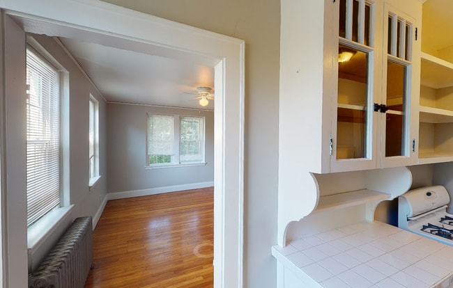 119 College Ave, Unit 22