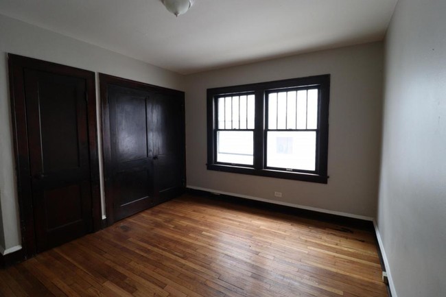 3541 W 105th St-Unit -#02 in Cleveland, OH - Building Photo - Building Photo