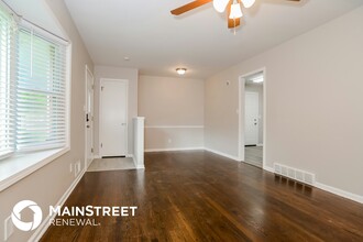 818 E 100 Terrace in Kansas City, MO - Building Photo - Building Photo