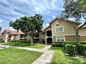231 SW 116th Ave in Pembroke Pines, FL - Building Photo