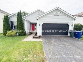 3141 Hines Rd in Columbus, OH - Building Photo