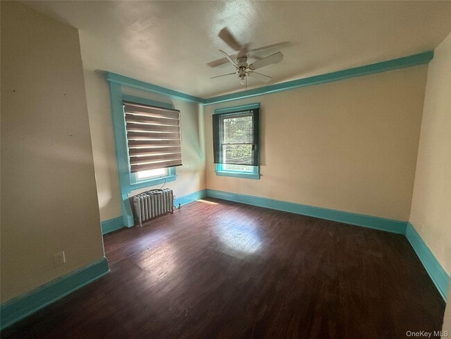 8 E Central Ave in Pearl River, NY - Building Photo - Building Photo