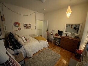 129 Saint Alphonsus St, Unit 1 in Boston, MA - Foto de edificio - Building Photo